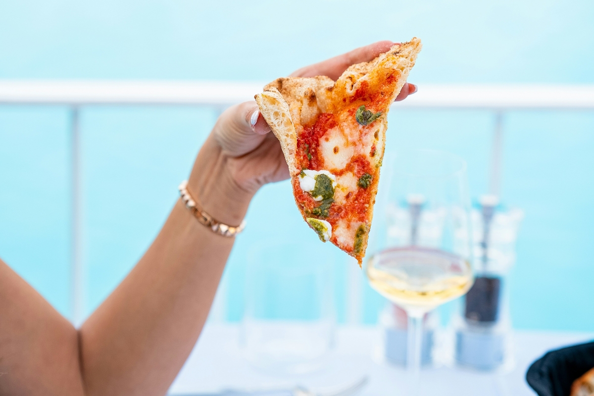 15 Pizzerias for Top-Notch Pizza at the Delaware Beaches